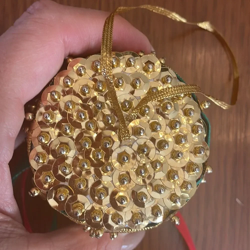 2 vintage craft red & green velvet & gold drum Christmas tree ornaments‎
